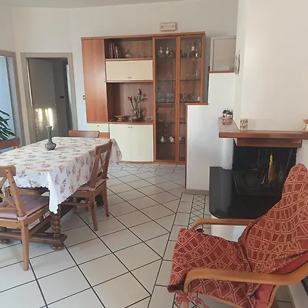 La Casa Di Berto Apartment Scerne